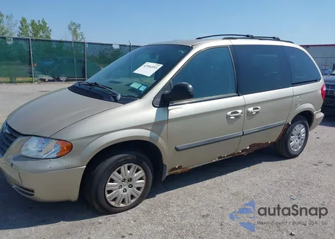 2006 Chrysler Town & Country z USA, uszkodzony, nr VIN 1A4GP45R16B581475